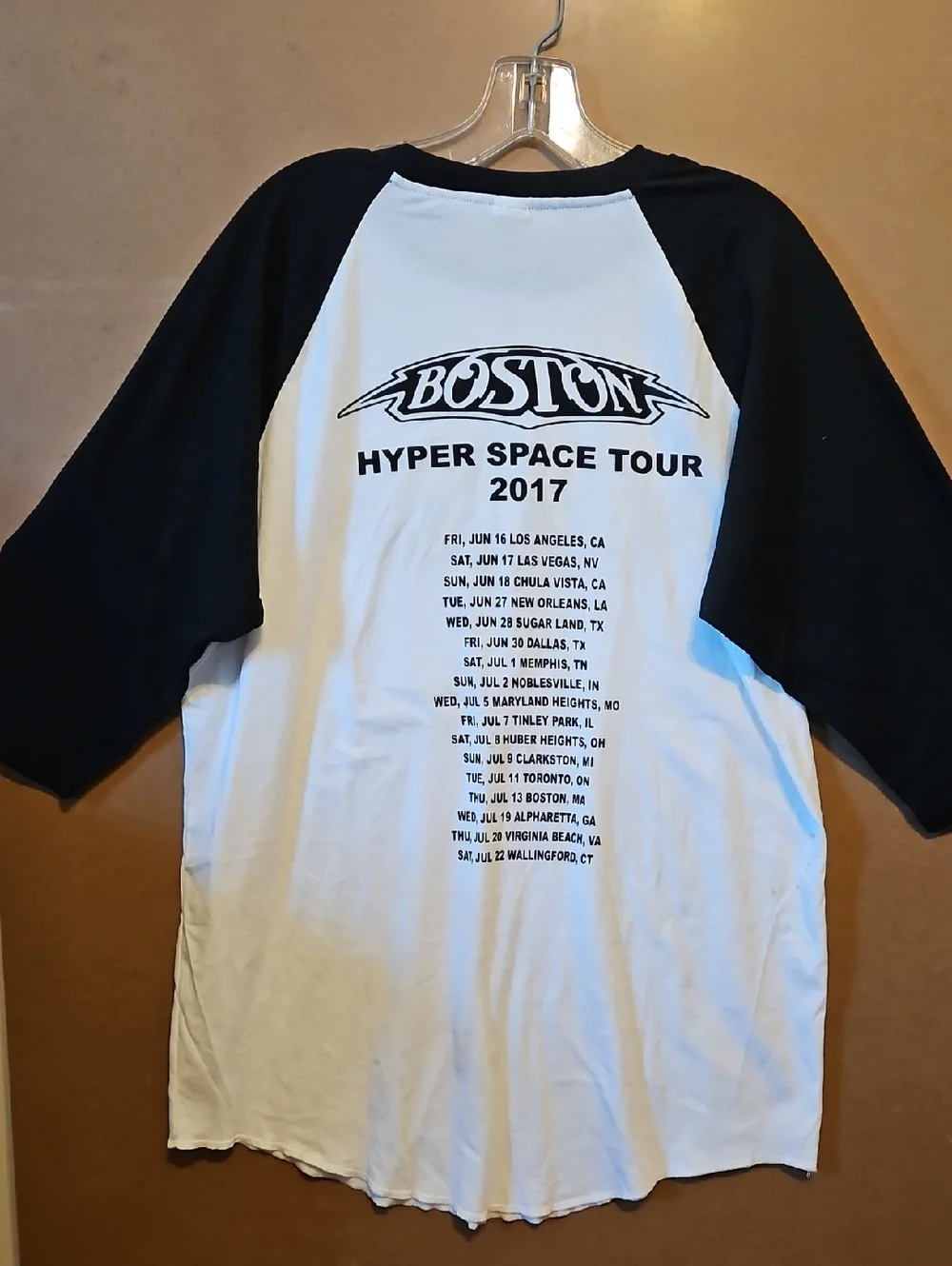 BOSTON Hyper Space Tour 2017 Official Concert Shirt XL Band Merch Classic Rock - Picture 2 of 8